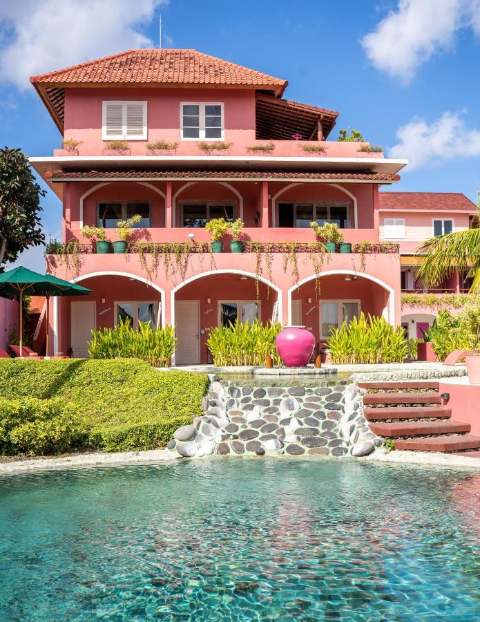 Hotel Pinkcoco - Constant Surprises & For Cool Adults Only