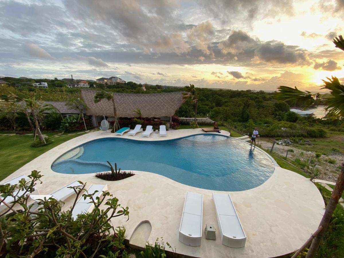 Bombora Balangan Resort