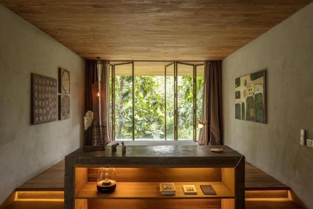 Chameleon Bali Villa *