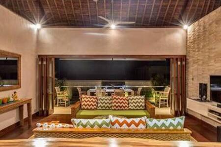 Agung Villa *