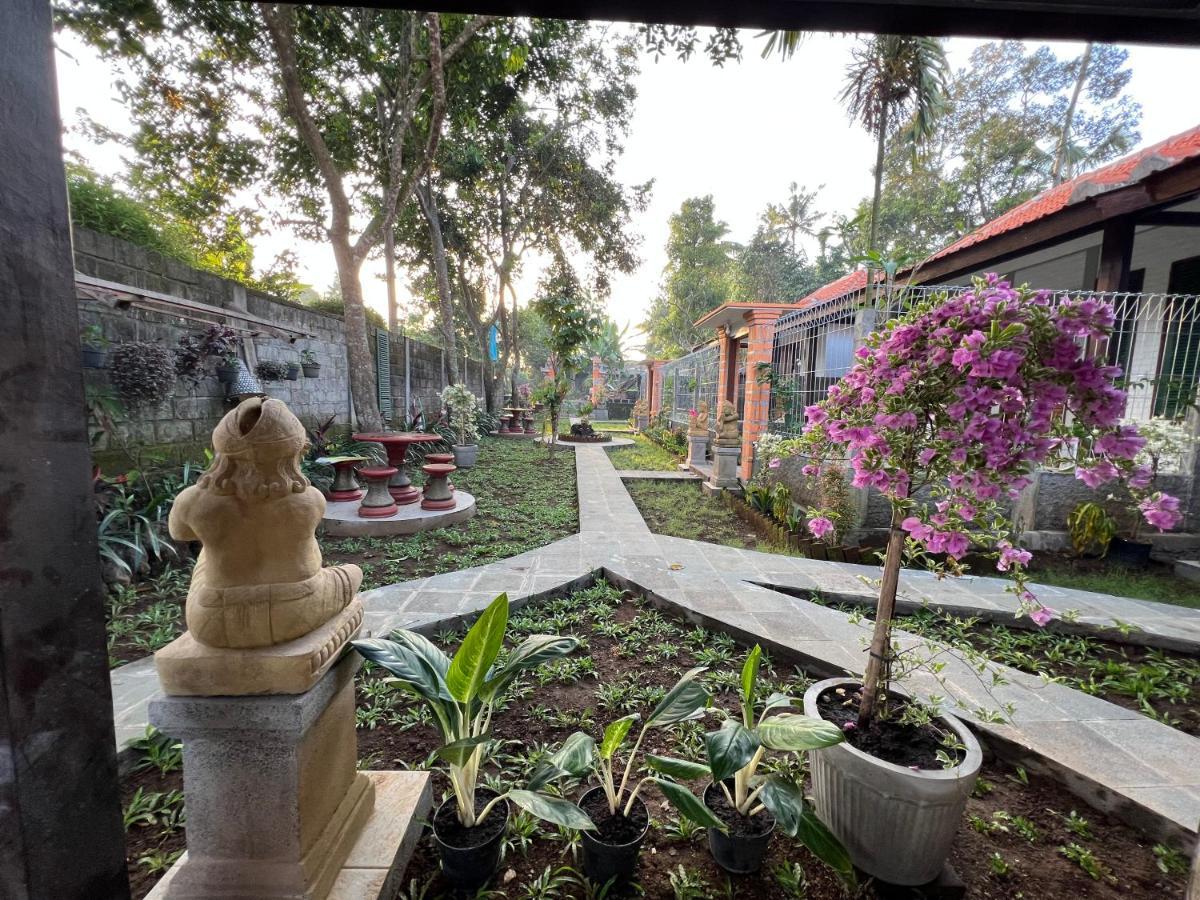 Guest house Santai 3*