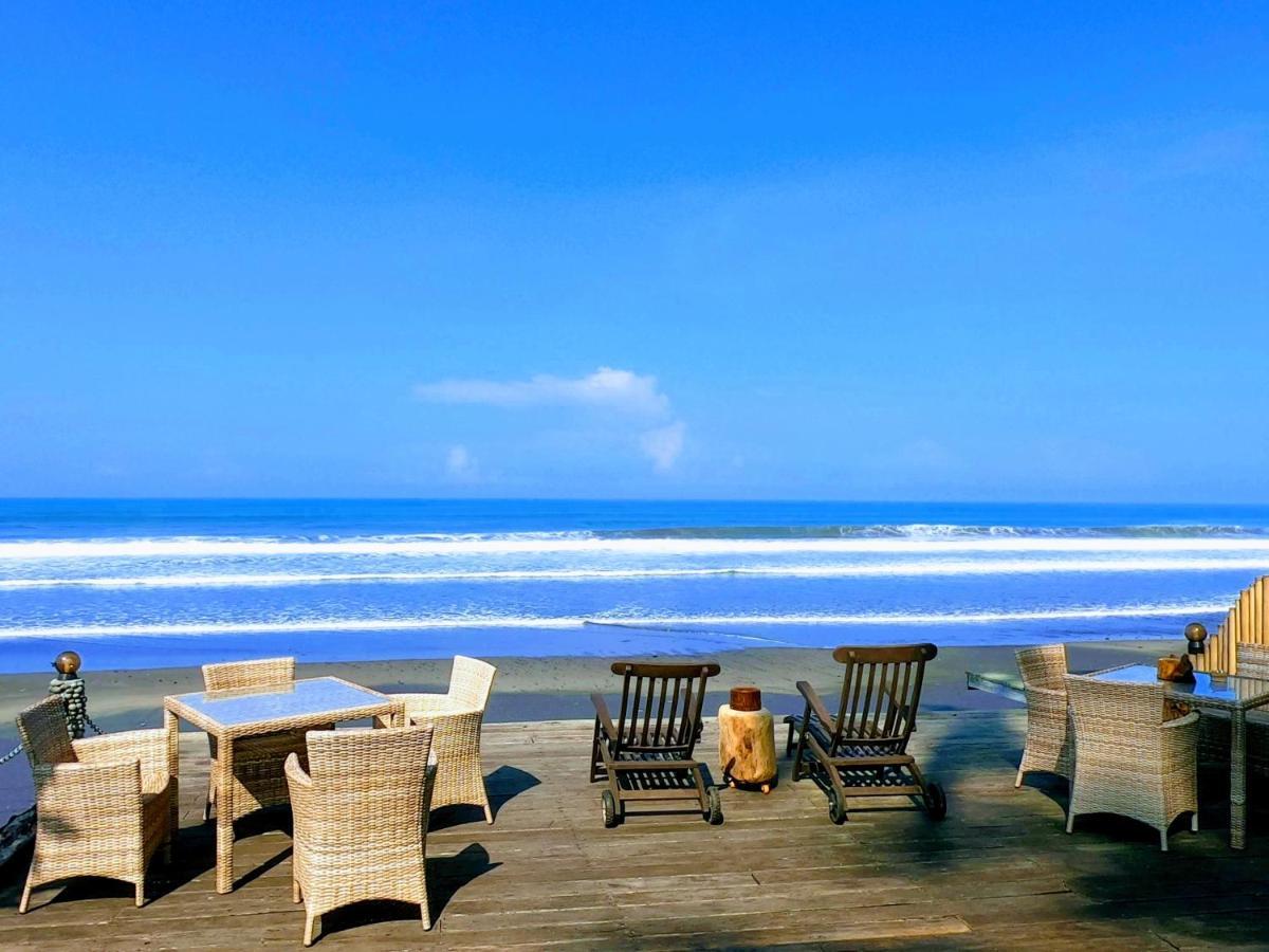 Beachfront Nixie And The Sea * Tabanan (Bali)