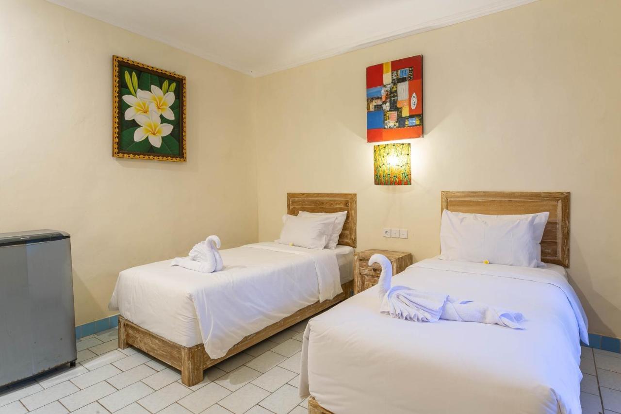 Utama Front Guest house *