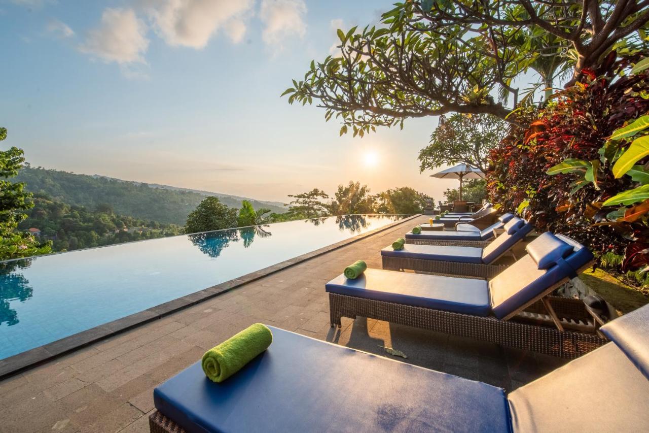 Selonding Batu Bed & Breakfast Sukasada