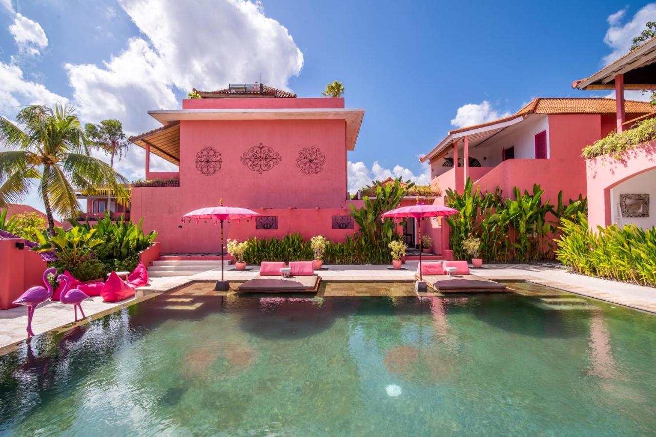 Hotel Pinkcoco - Constant Surprises & For Cool Adults Only