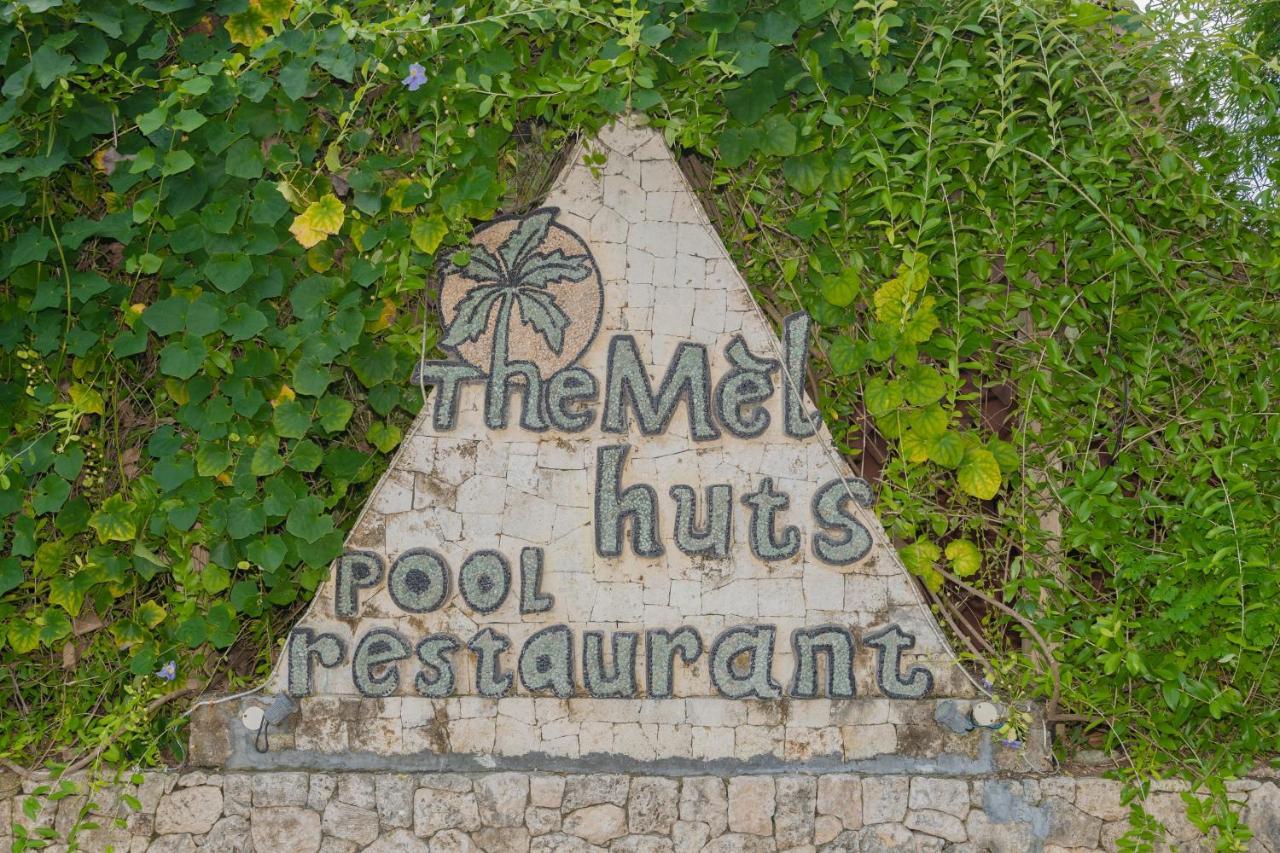 The Mel Huts Batununggul