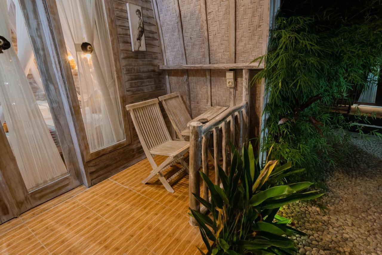 The Mel Huts Batununggul