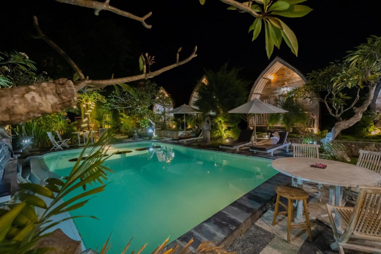 Holiday park The Mel Huts 3*