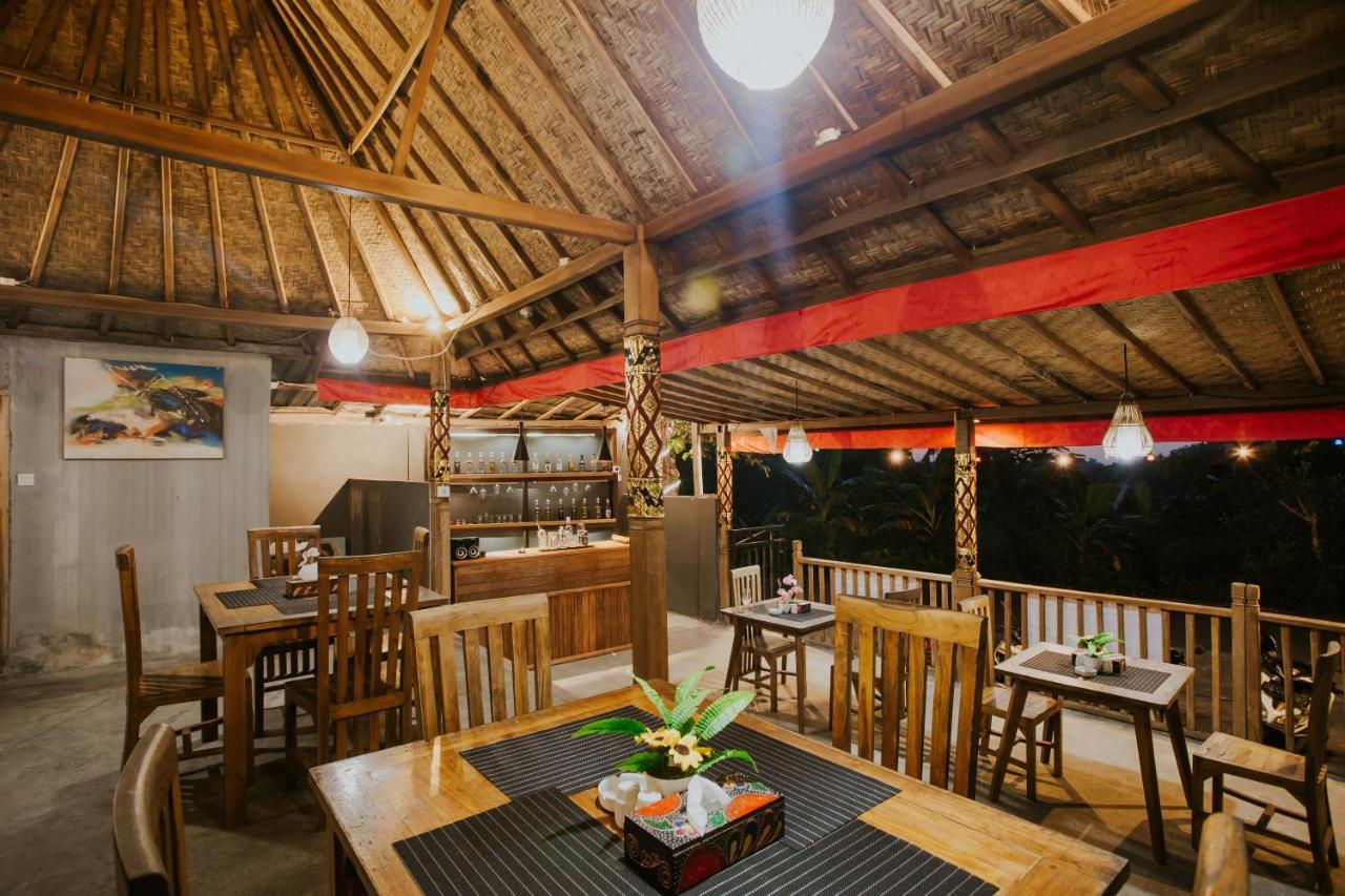 Jona Holiday park 4*