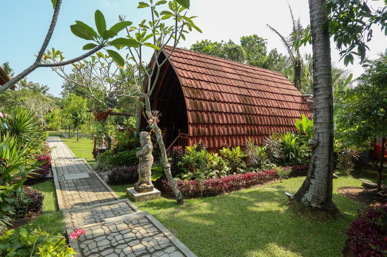 The Dukuh Retreat Homestay *