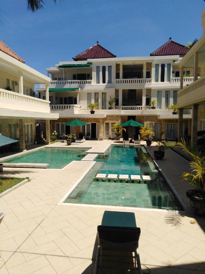 Hotel Bali Court & Legian (Bali)