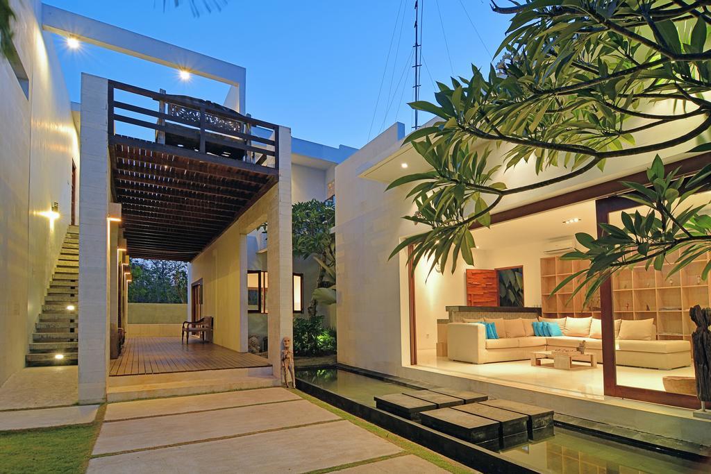 The Scene Estate Villa *