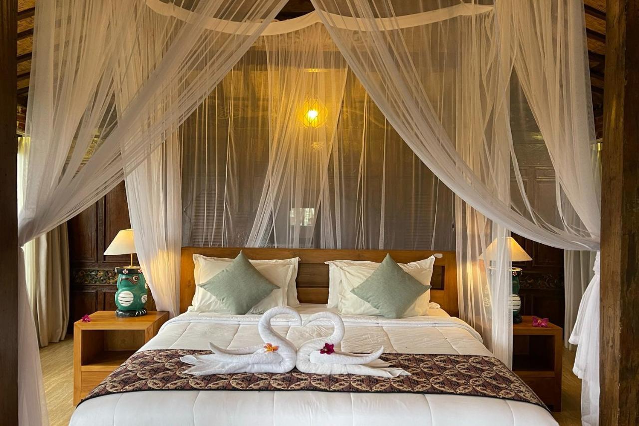Villa Kts - Kubu Tepi Sawah Tabanan (Bali)