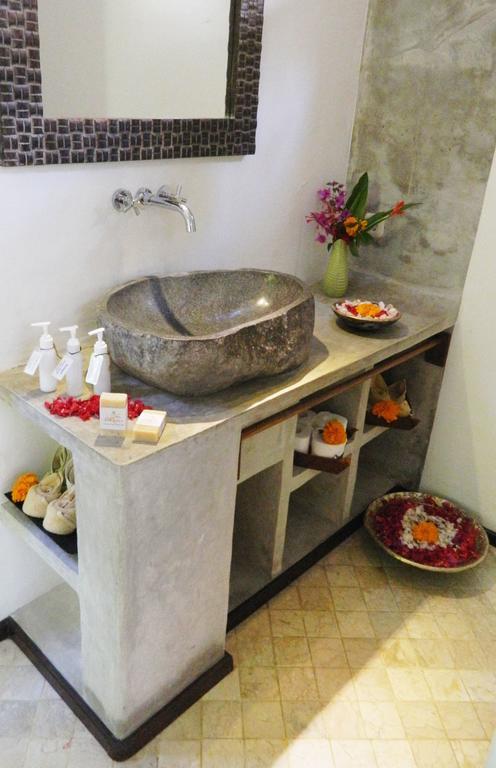 Resort Cili Emas Oceanside 3*