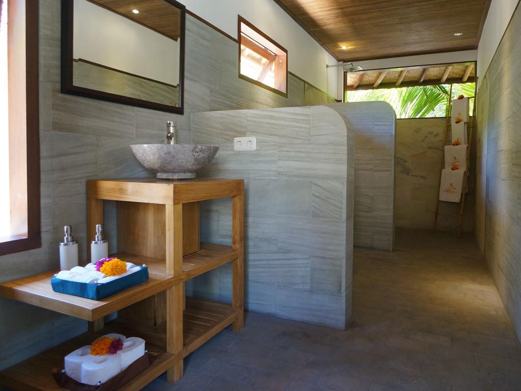 Cili Emas Oceanside Resort 3*