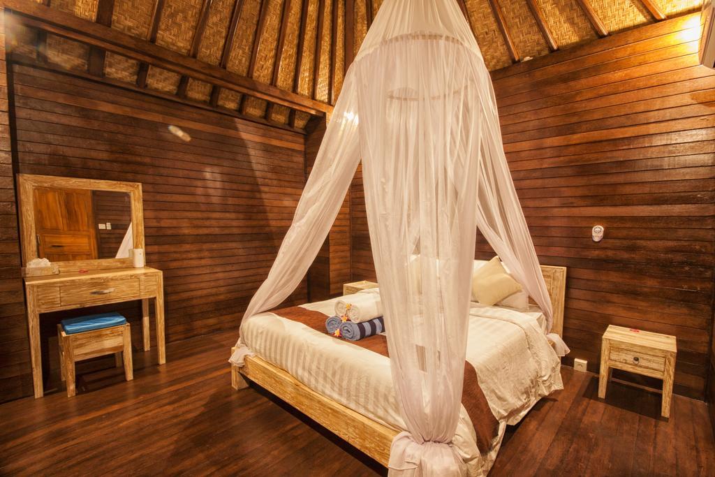 Taman liburan Amora Hut's