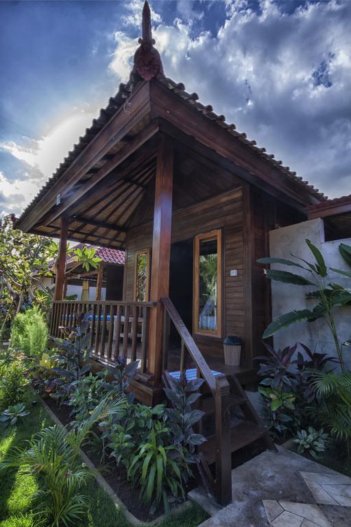 Amora Hut's Nusa Lembongan (Bali)