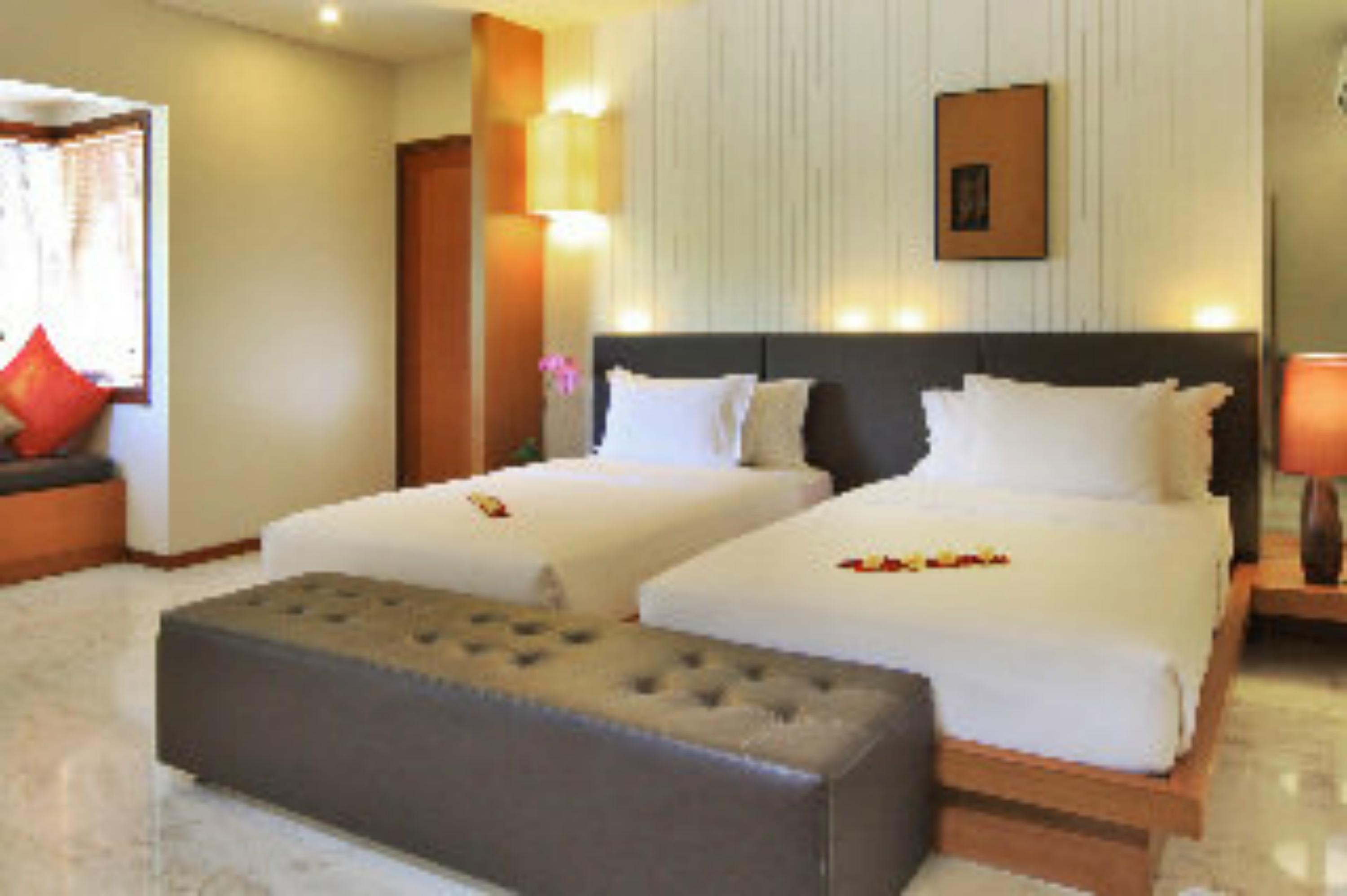 Abi Bali And 4*