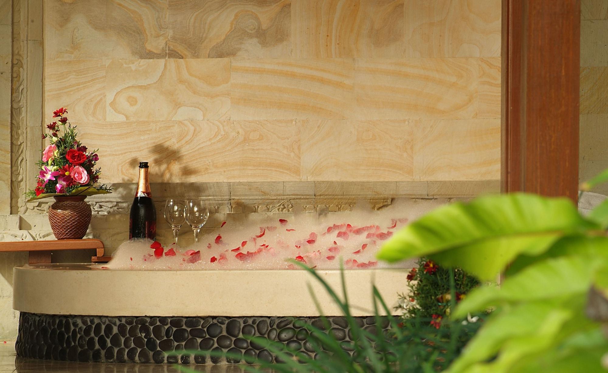 Resort The Royal Pita Maha 5*