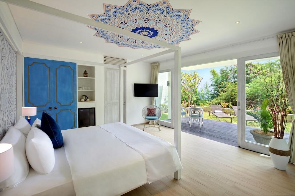 Villa Hidden Hills