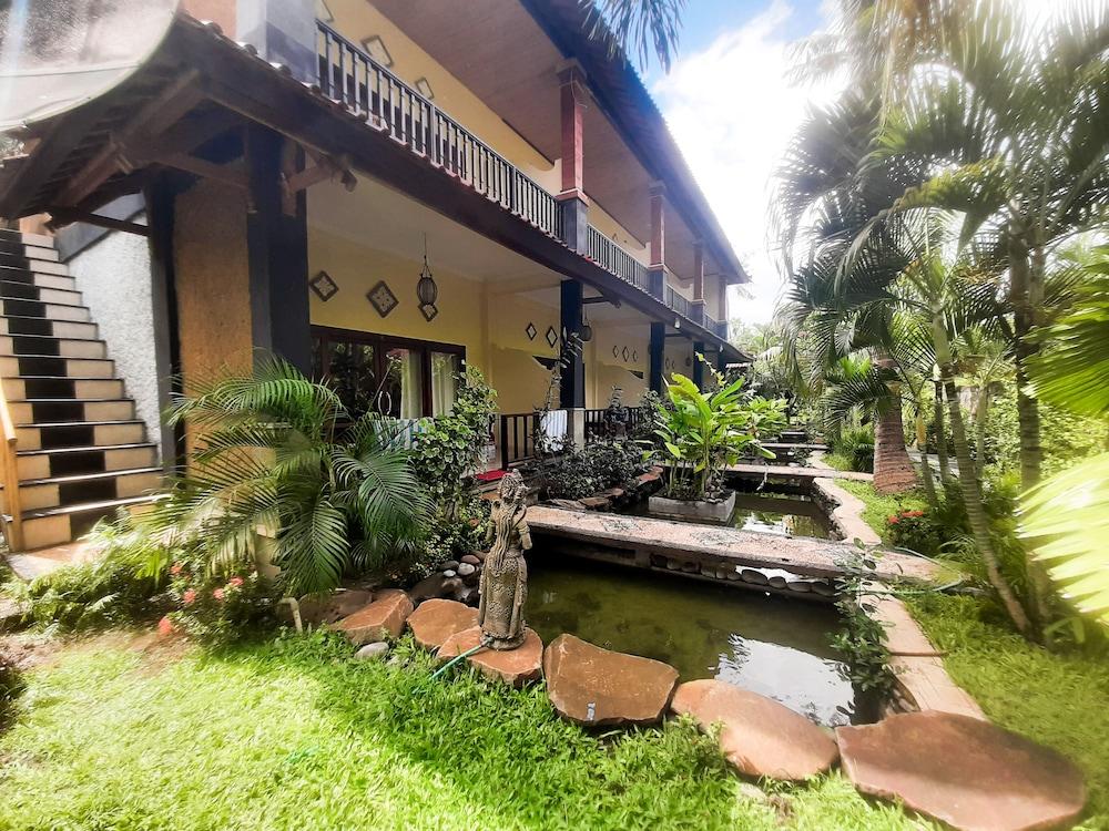 Bali Bhuana Holiday park 3*