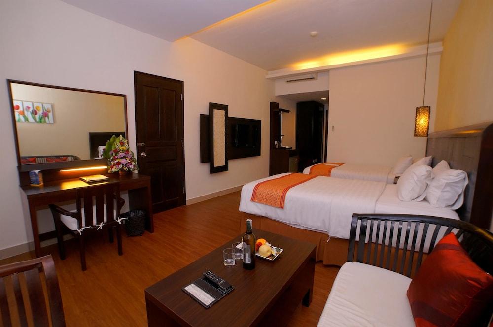 Western Kuta Resort
