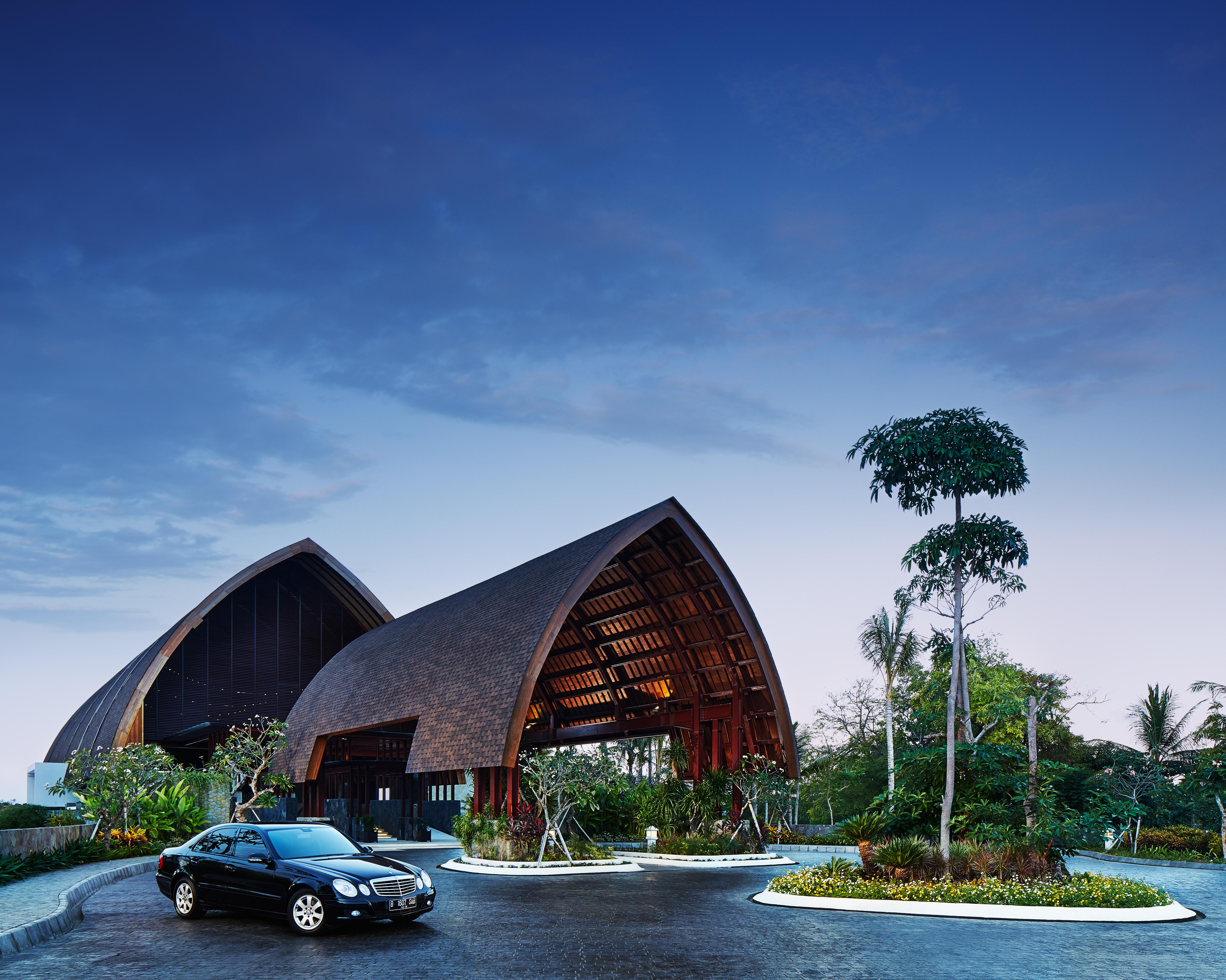 Merusaka Nusa Dua Resort 5*