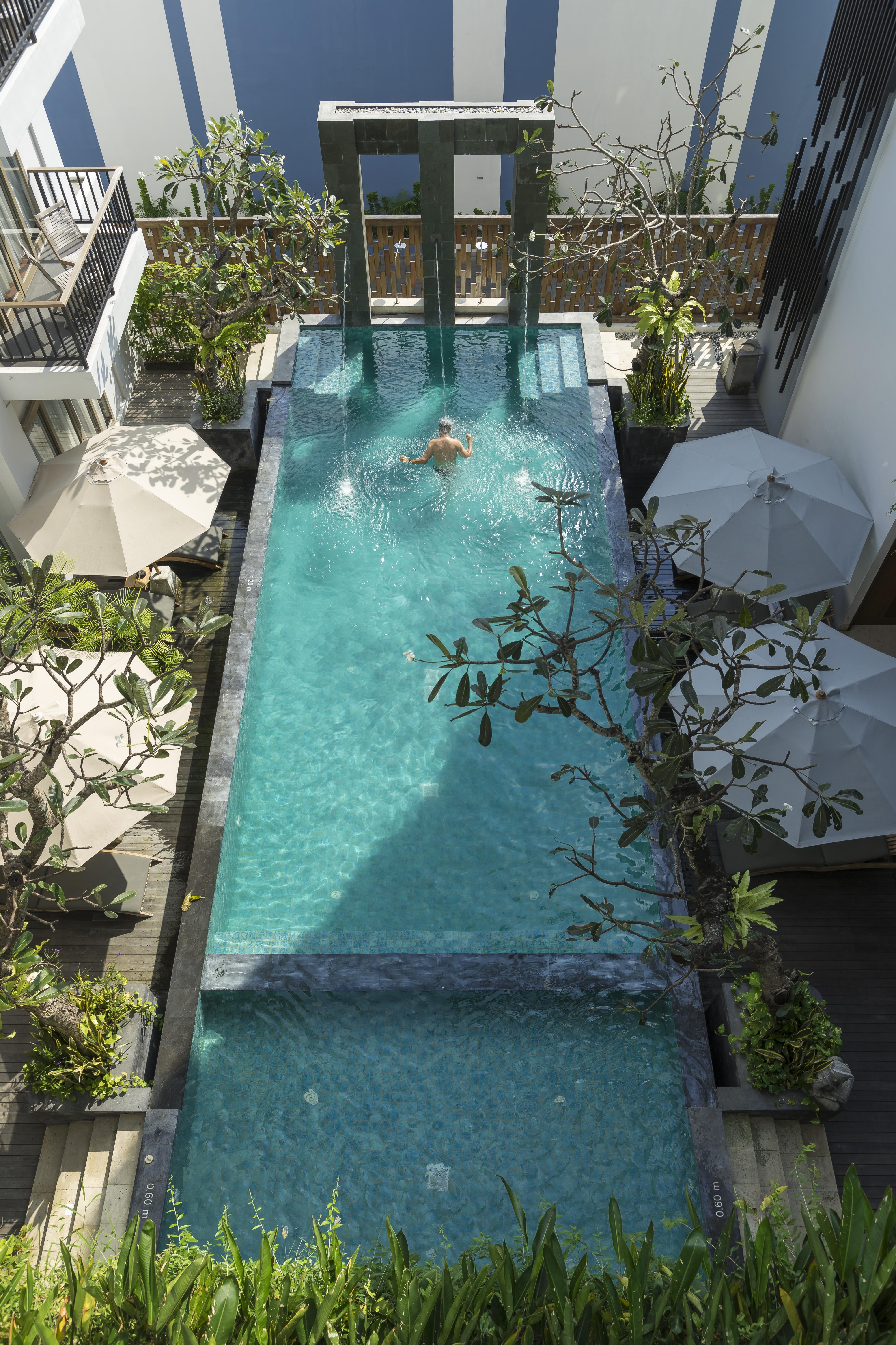 Hotel D'primahotel Petitenget 2