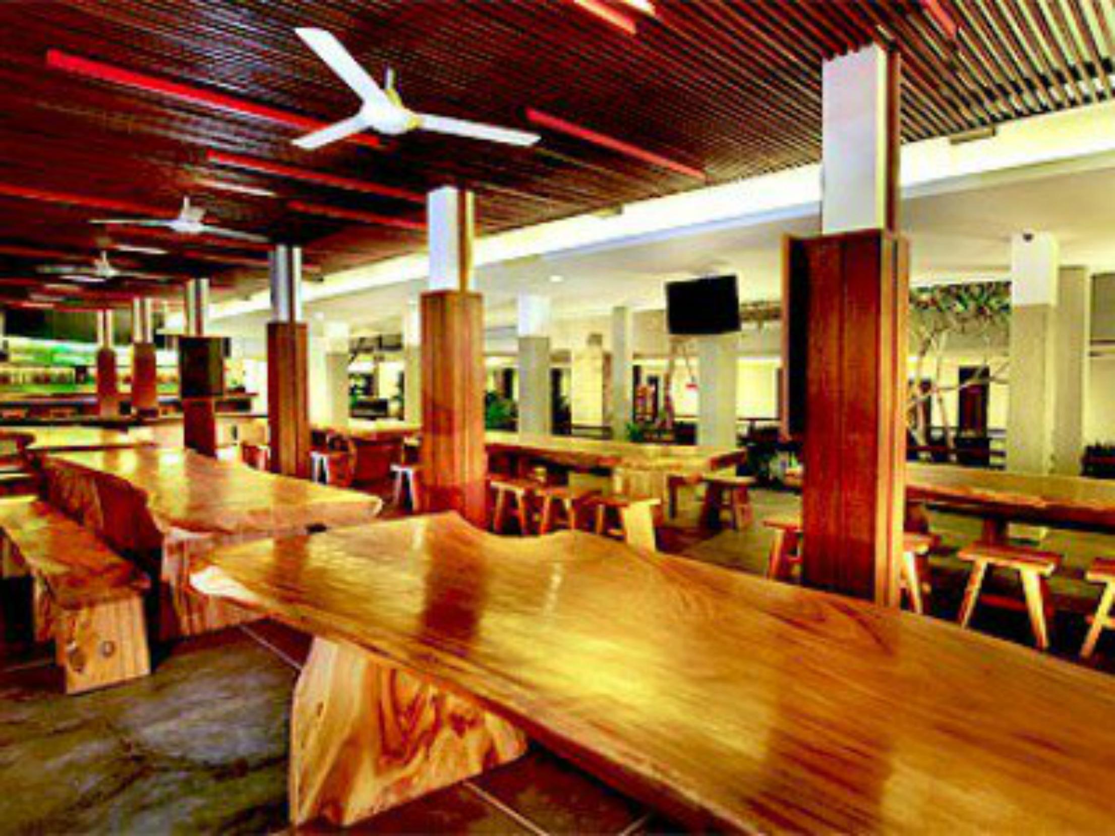 Primera Hotel Seminyak (Bali)