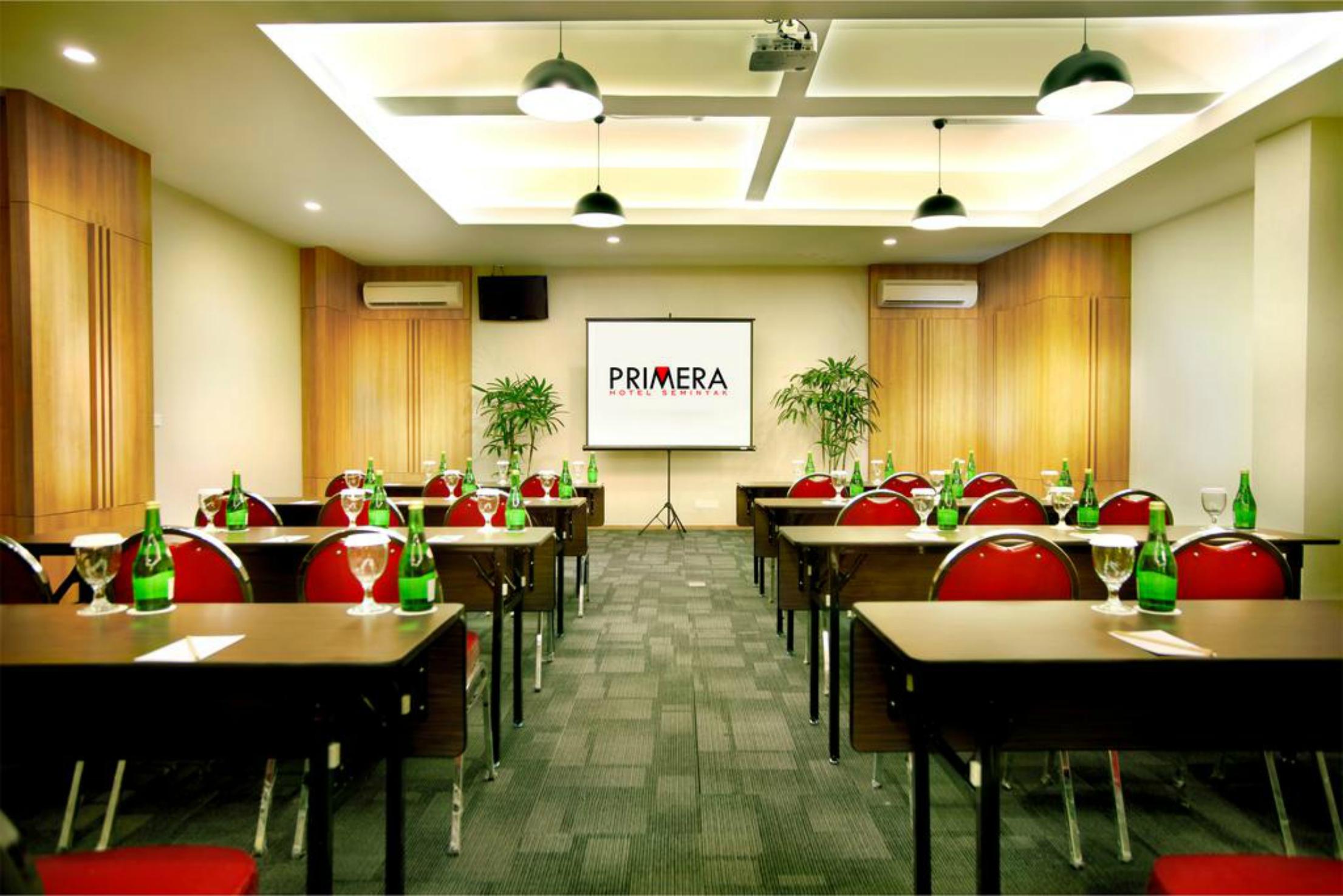 Primera Hotel