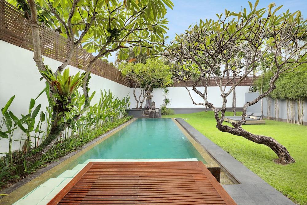 Uma Sapna Villa *