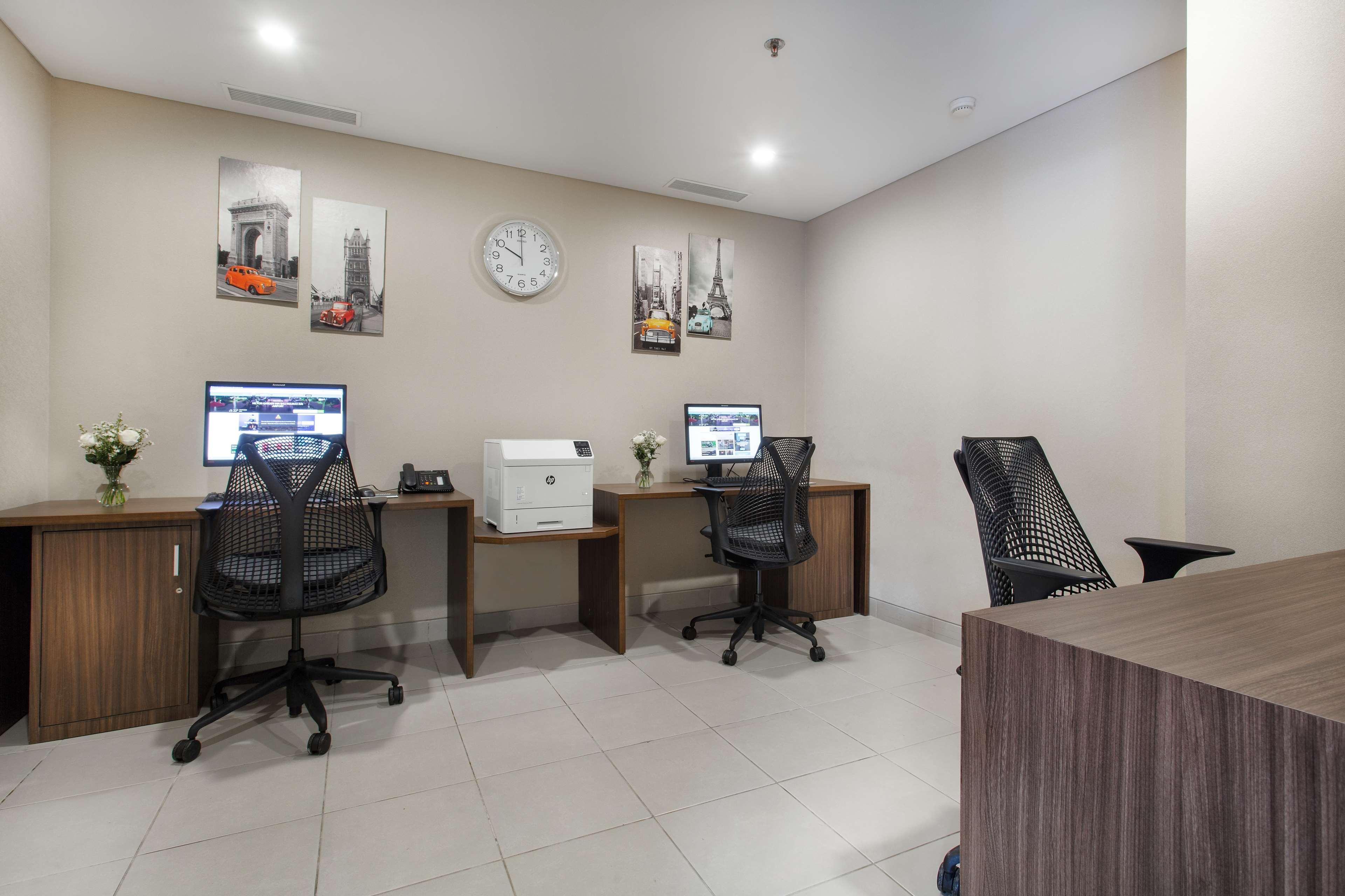 Hilton Garden Bali Ngurah Rai Airport Hotel 4*
