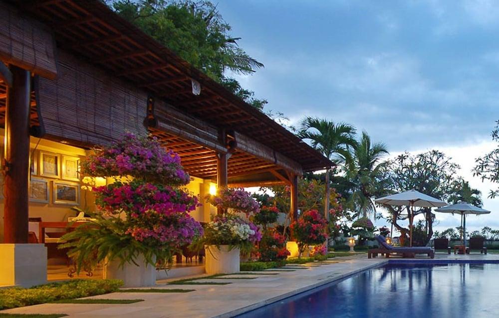 Frangipani Guest house 3*