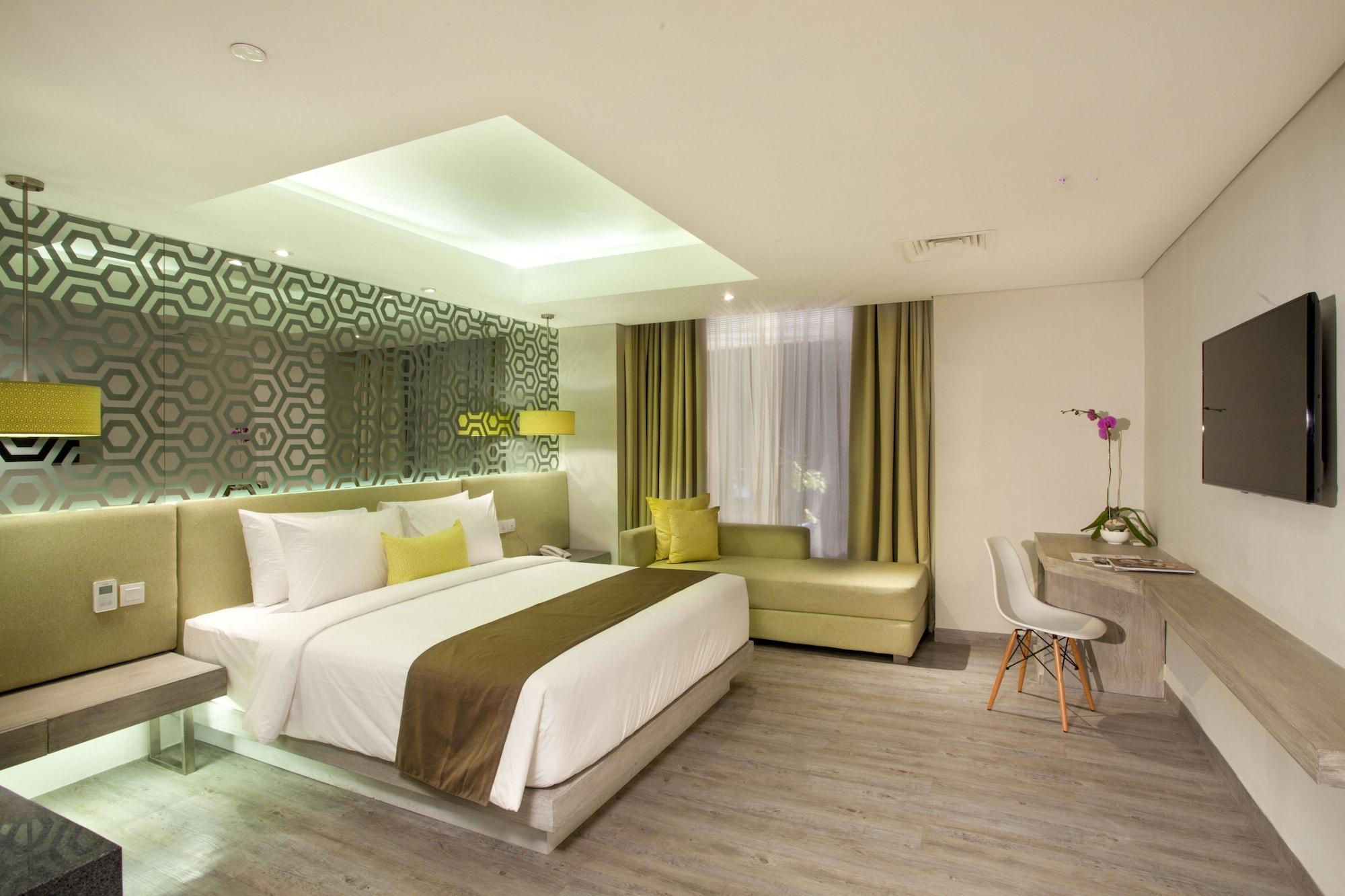 Hotel Daun Bali Seminyak 3*
