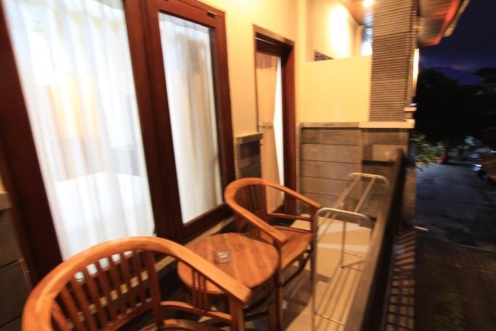 Guest house Surya *