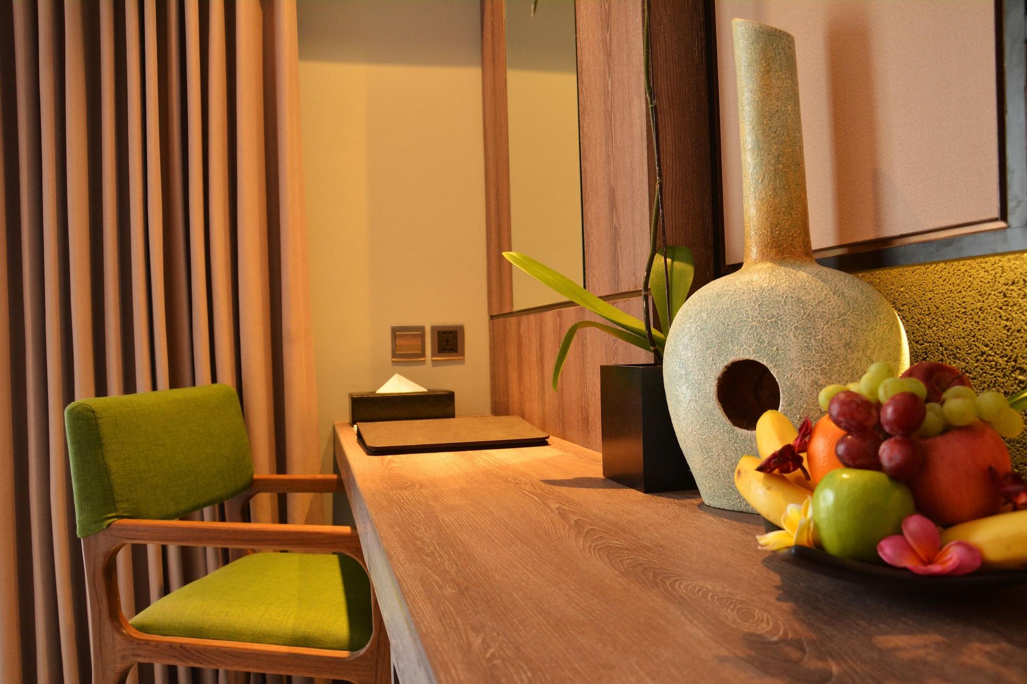 Hotel The Nest Nusa Dua 4*