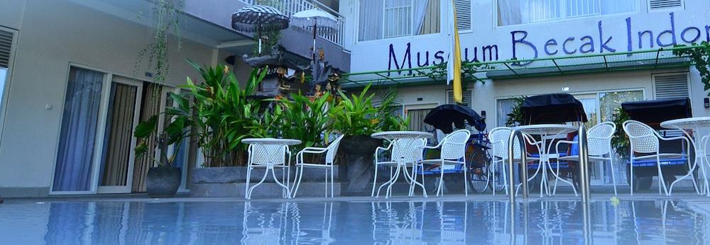 Losari Sunset Hotel 3*