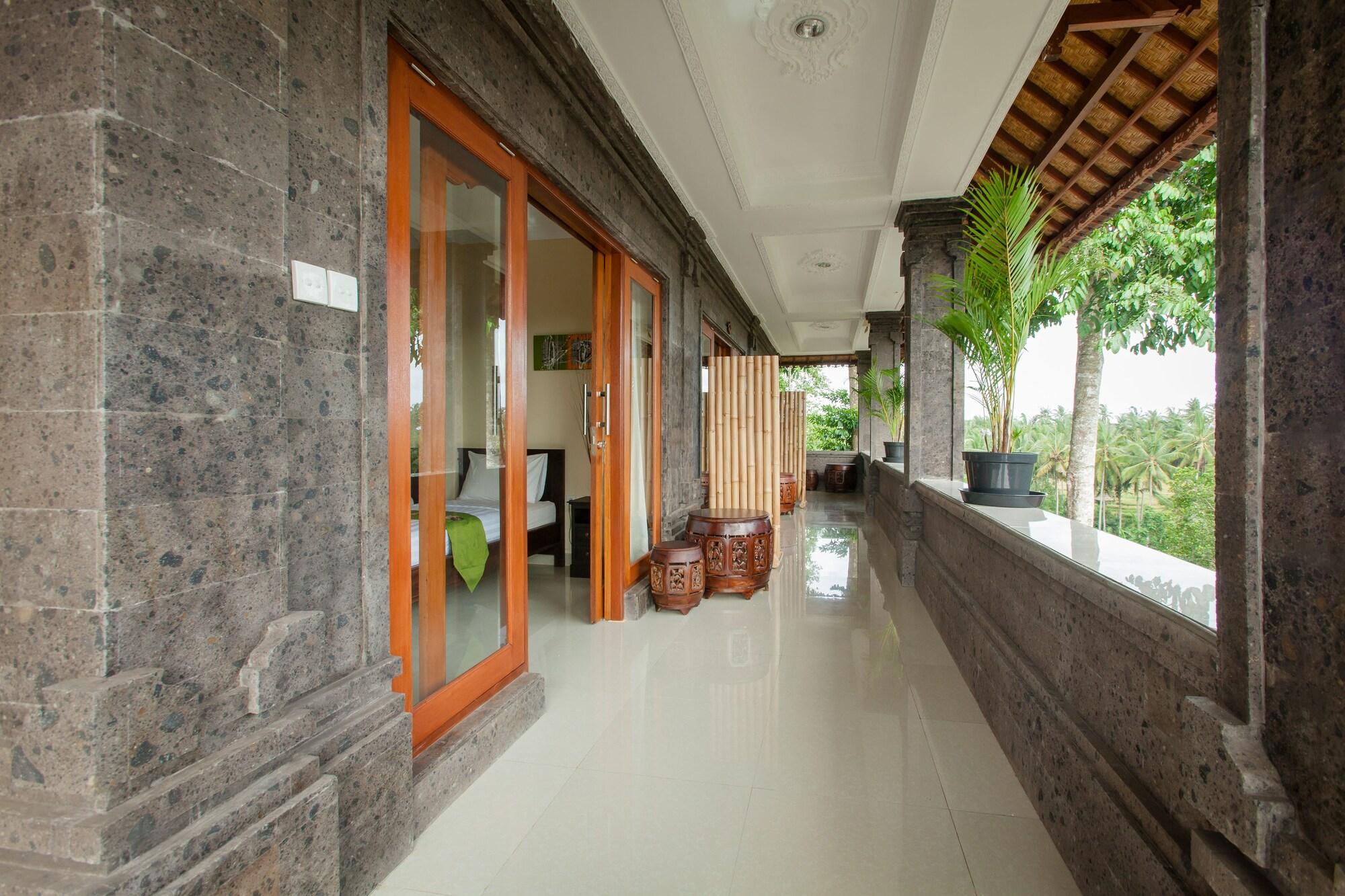 Guest house Liyer House 2*