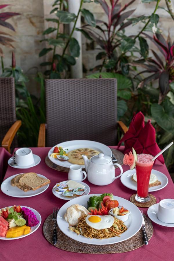 Nusa Indah Hotel