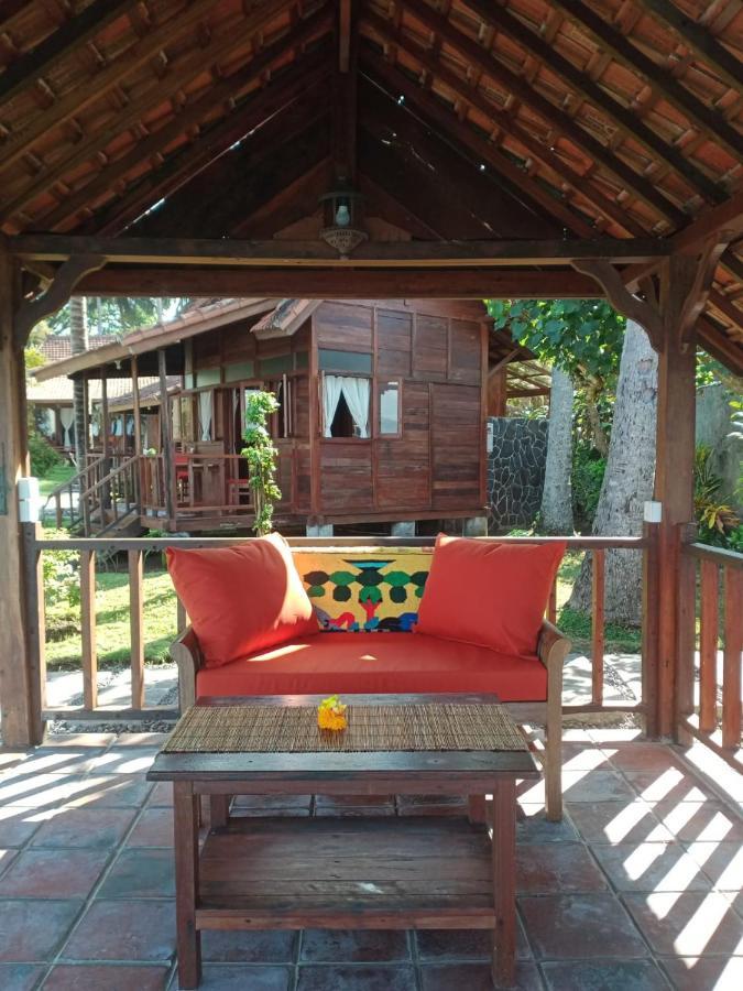 Wooden House Candidasa Tempat Tidur & Sarapan *
