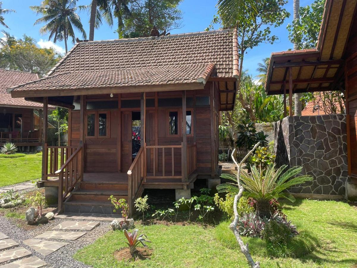 Wooden House Candidasa Manggis (Bali)