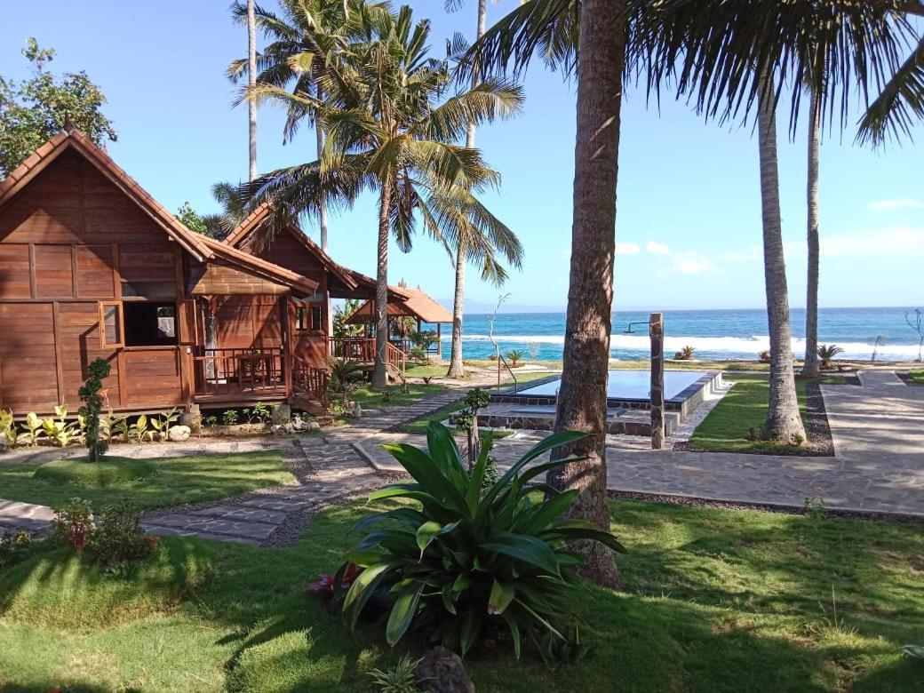 Wooden House Candidasa *