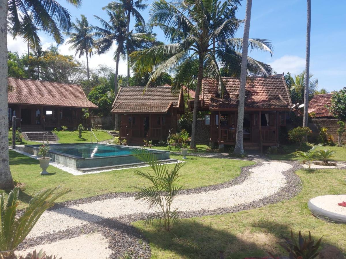 Wooden House Candidasa Manggis (Bali)