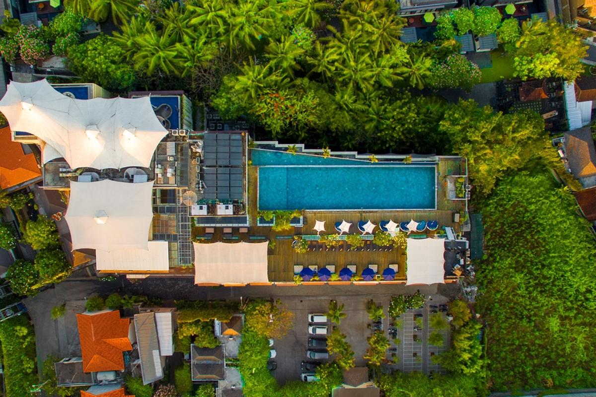 Hotel De Vins Sky 4*