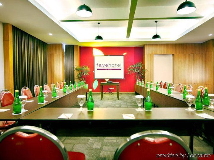 Primera Hotel