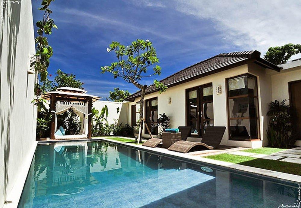 Villa Arama Riverside *