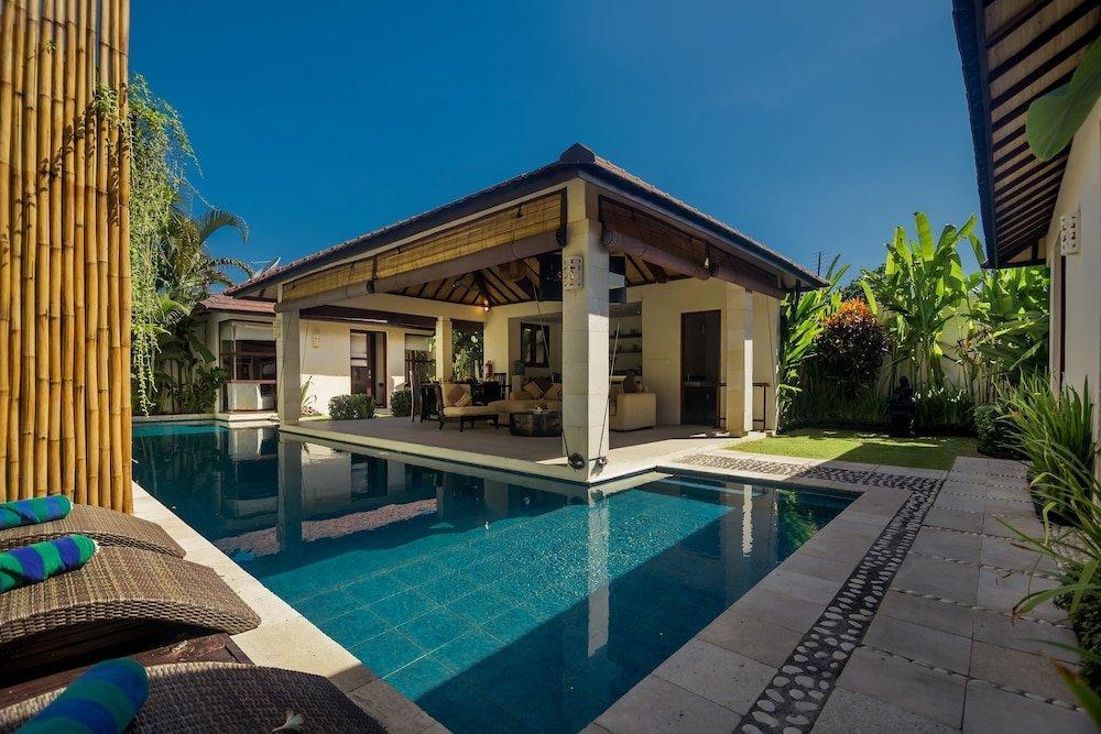 Villa Arama Riverside
