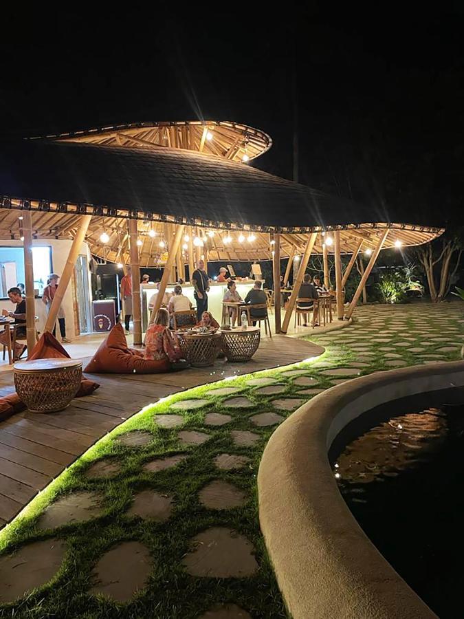 Nusava Boutique Toyapakeh