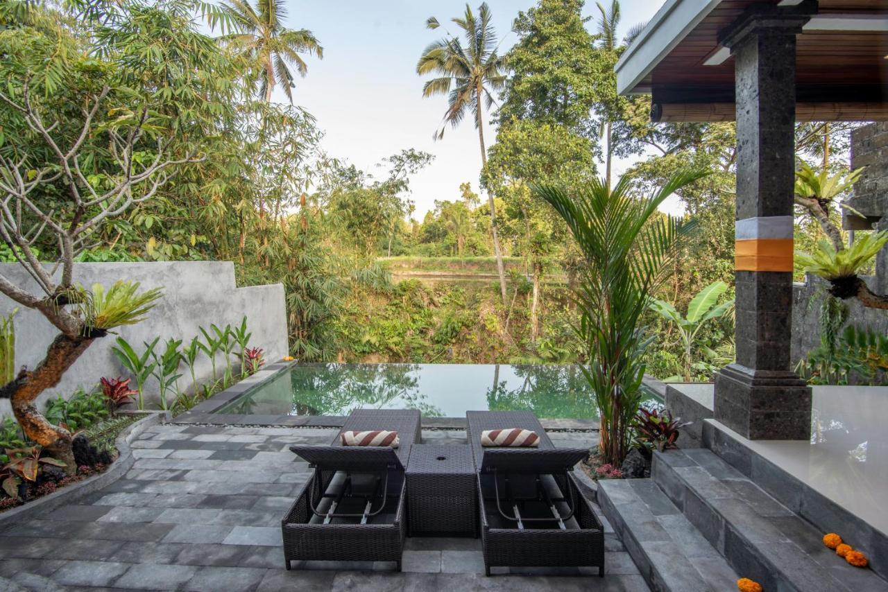 Villa Madhawa &