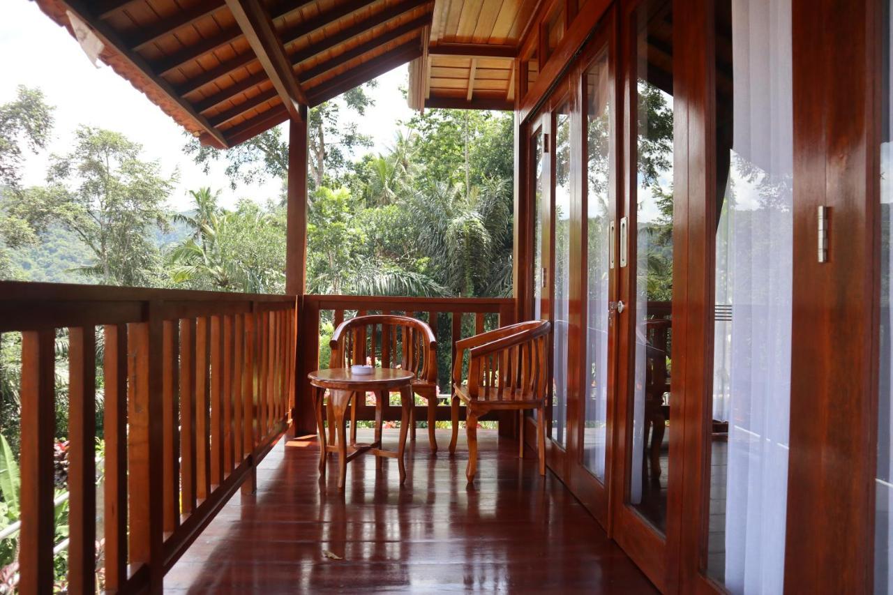 Lodge Bukit Kembang Sari *